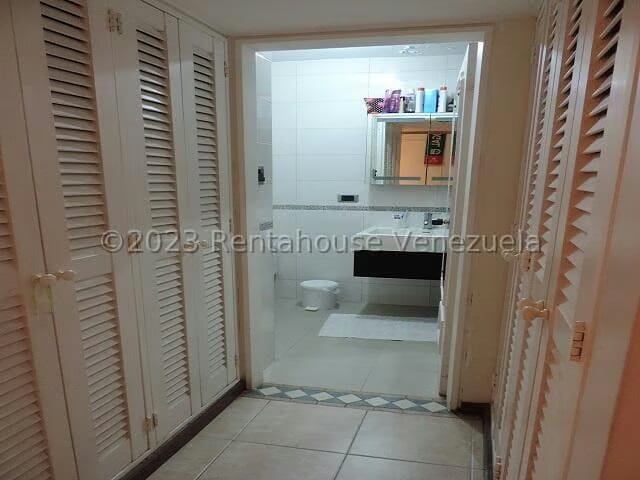 Apartamento (1 Nivel) en Venta en El Hatillo, Distrito Metropolitano - 25