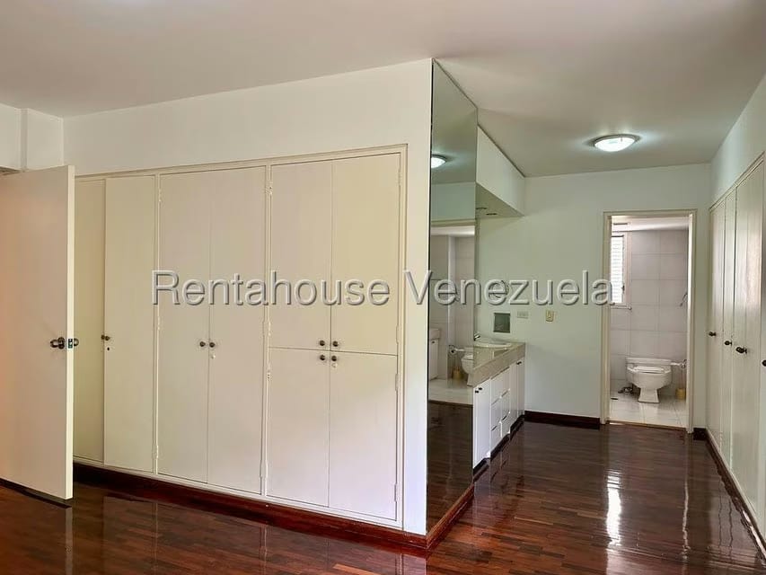Apartamento (1 Nivel) en Alquiler en La Castellana, Distrito Metropolitano - 19