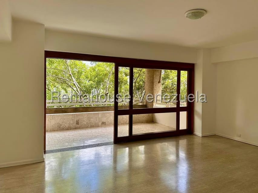 Apartamento (1 Nivel) en Alquiler en La Castellana, Distrito Metropolitano - 9