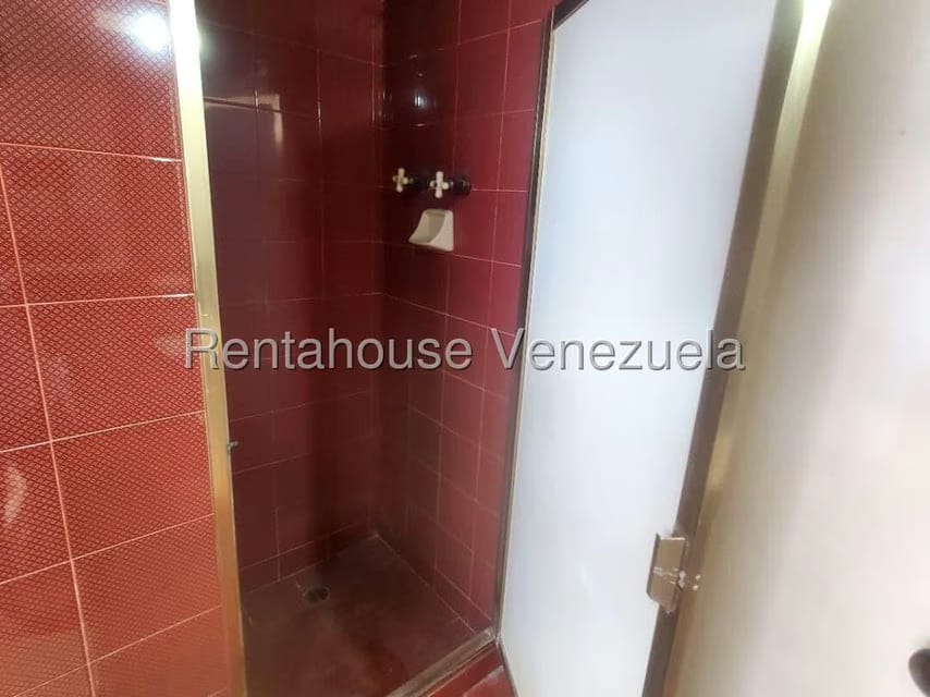 Apartamento (Penthouse) en Venta en Miranda, Distrito Metropolitano - 38