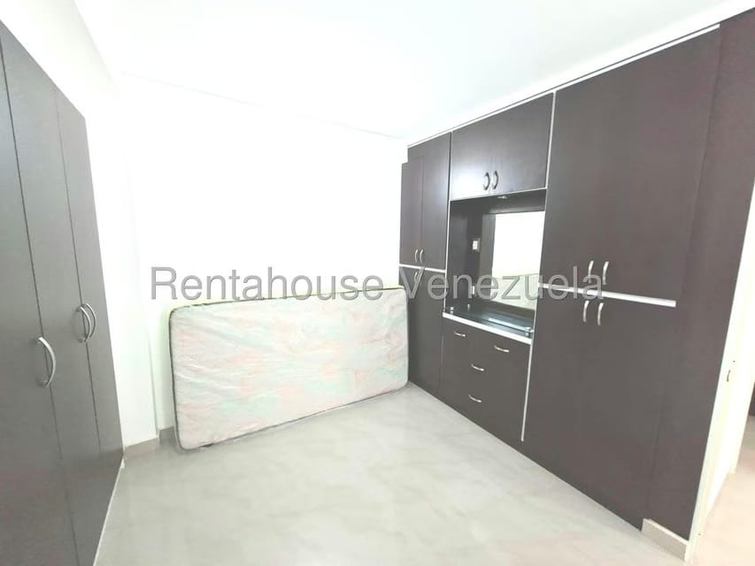 Apartamento (1 Nivel) en Venta en Miravila, Distrito Metropolitano - 11