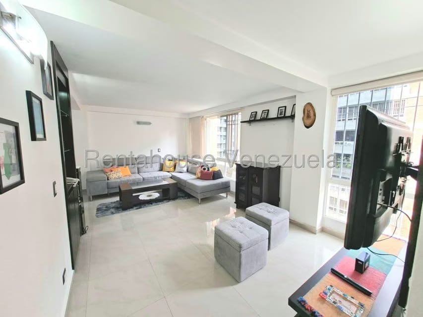 Apartamento (1 Nivel) en Venta en Miravila, Distrito Metropolitano - 7