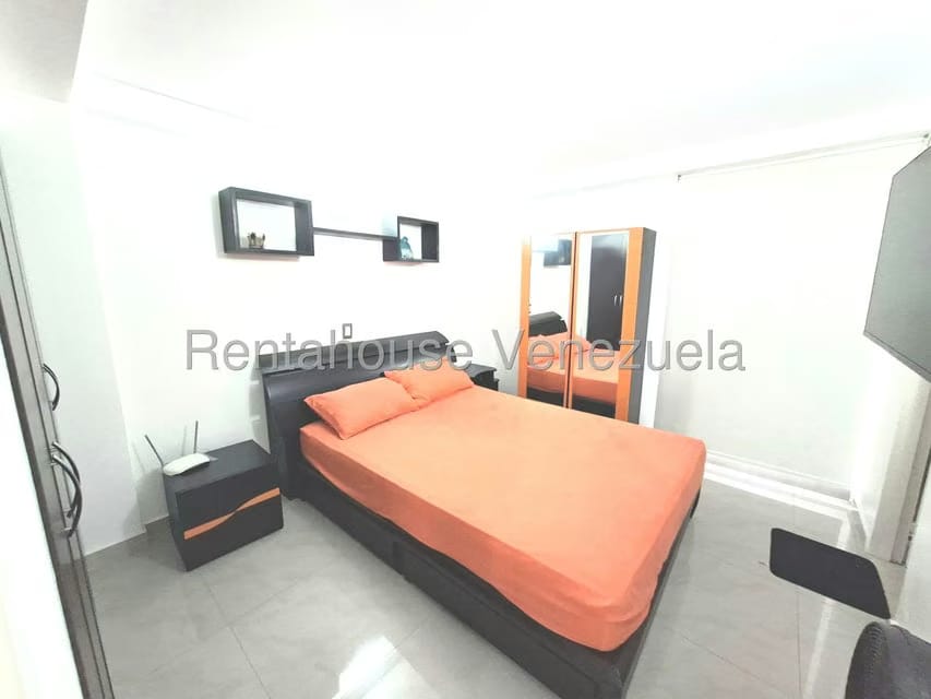Apartamento (1 Nivel) en Venta en Miravila, Distrito Metropolitano - 8