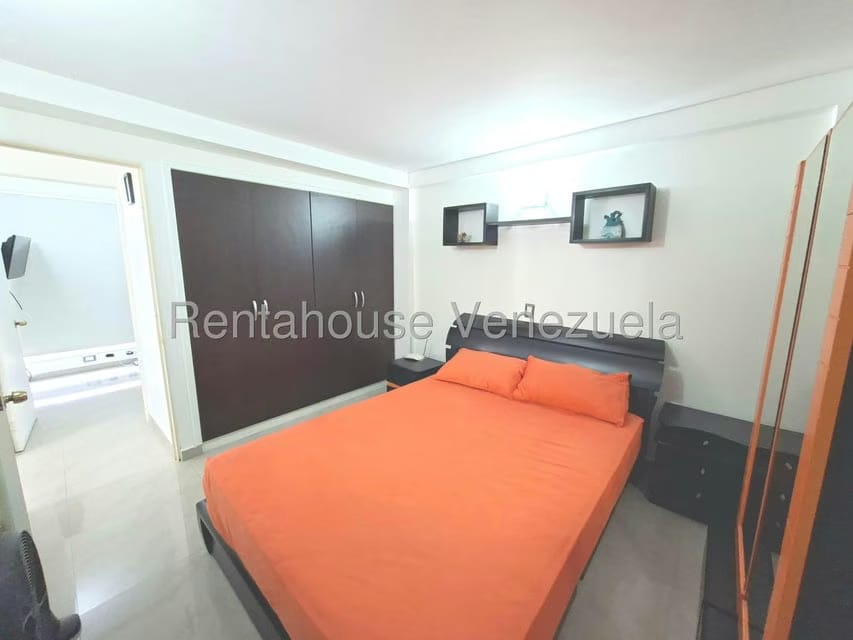 Apartamento (1 Nivel) en Venta en Miravila, Distrito Metropolitano - 9
