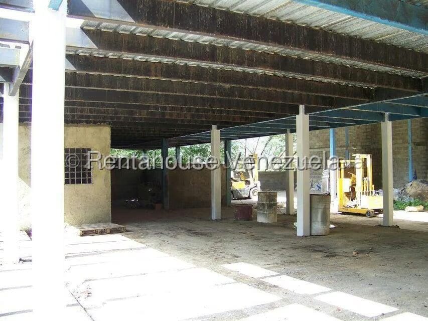 Comercial (Galpon - Deposito) en Venta en Mampote, Miranda