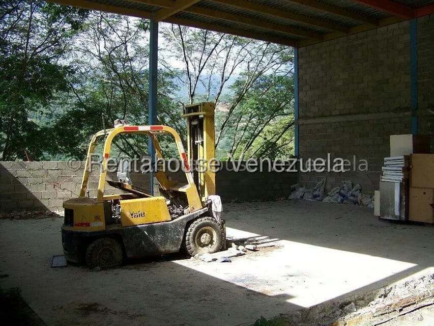 Comercial (Galpon - Deposito) en Venta en Mampote, Miranda - 5