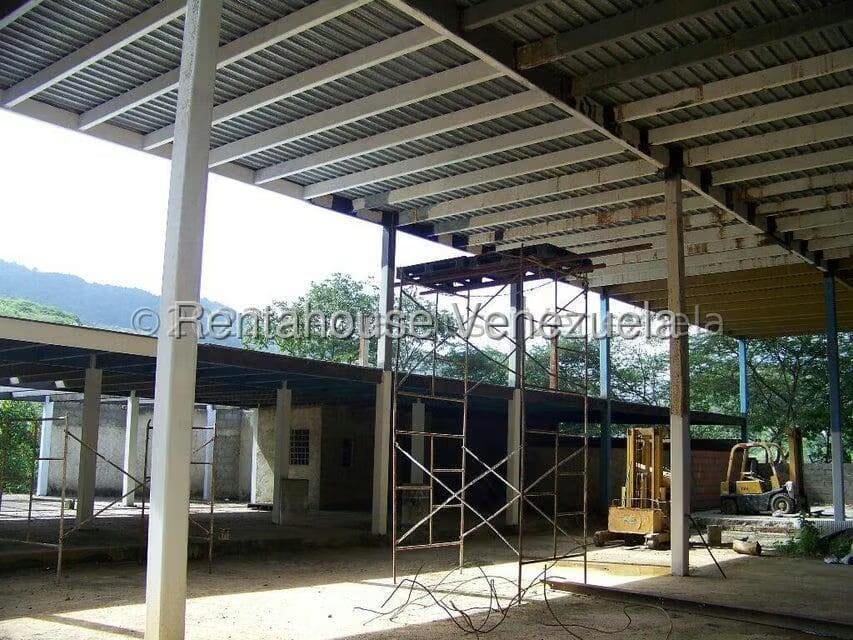 Comercial (Galpon - Deposito) en Venta en Mampote, Miranda - 10