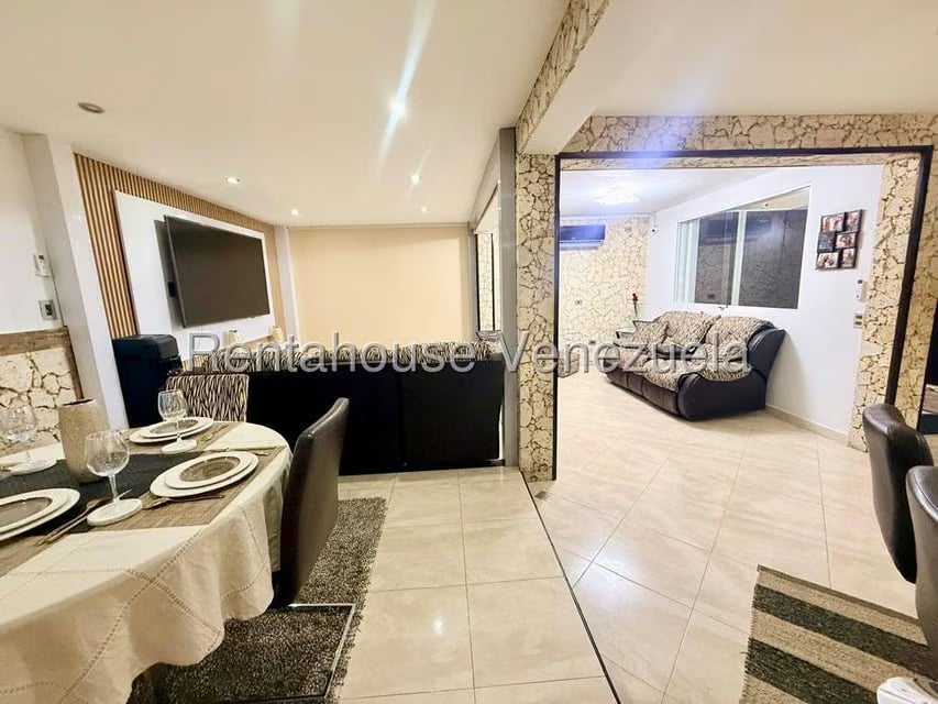 Casa (1 Nivel) en Venta en Villa Roca, Lara - 18