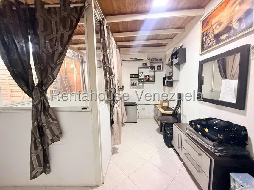 Casa (1 Nivel) en Venta en Villa Roca, Lara - 33