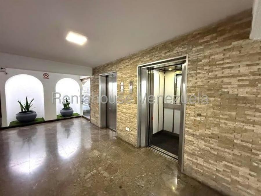 Apartamento en Venta en santa fe sur Caracas - 2