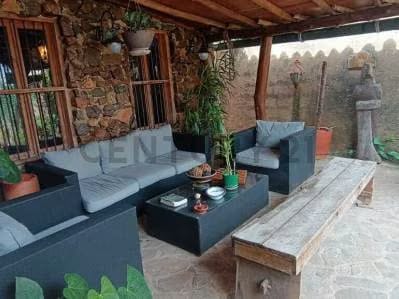 CASA URB. LA GUARINA - 2