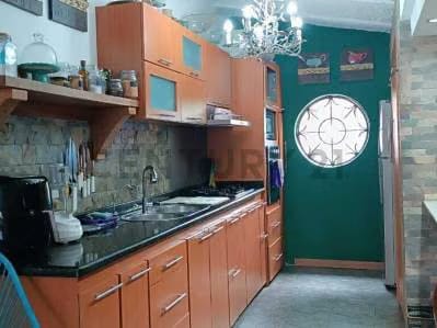 CASA URB. LA GUARINA - 6