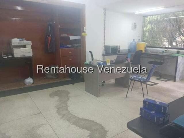 Comercial (Oficina) en Alquiler en Colinas de Bello Monte, Distrito Metropolitano