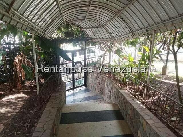 Comercial (Oficina) en Alquiler en Colinas de Bello Monte, Distrito Metropolitano - 11