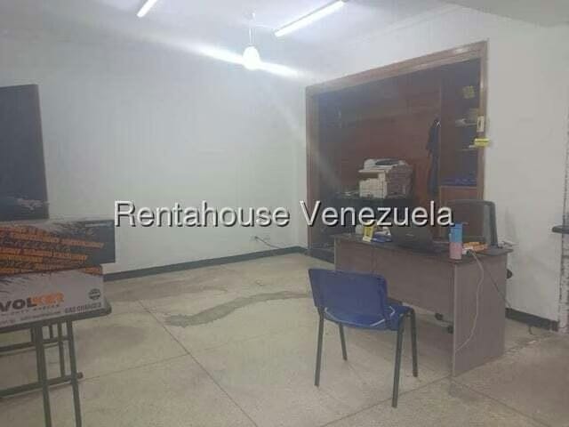 Comercial (Oficina) en Alquiler en Colinas de Bello Monte, Distrito Metropolitano - 3