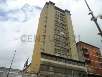 Venta de Oficina ubicada en Los Teques