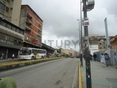 Venta de Oficina ubicada en Los Teques - 2