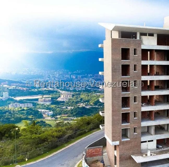 Apartamento (1 Nivel) en Venta en La Lagunita Country Club, Distrito Metropolitano - 2