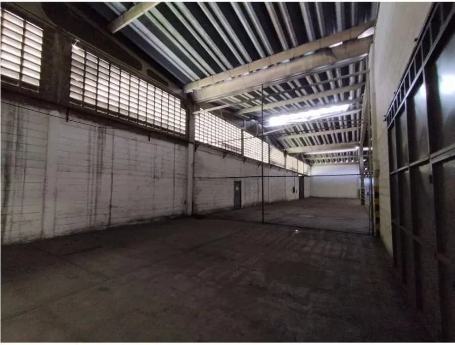 Galpon en Venta en Valencia - 12