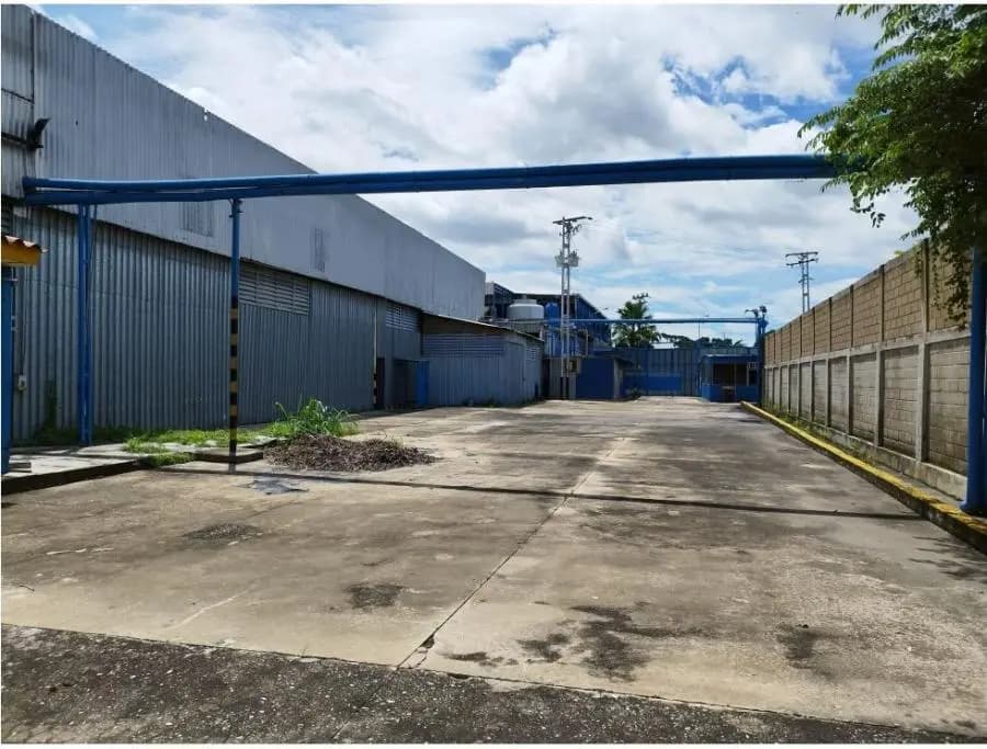 Galpon en Venta en Valencia - 3