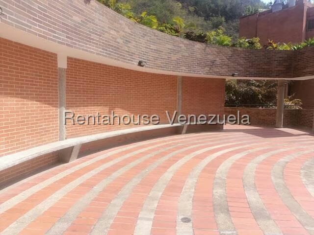 Apartamento (1 Nivel) en Alquiler en Lomas de La Alameda, Distrito Metropolitano - 33