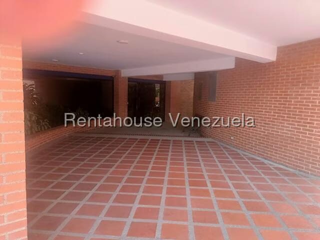 Apartamento (1 Nivel) en Alquiler en Lomas de La Alameda, Distrito Metropolitano - 38