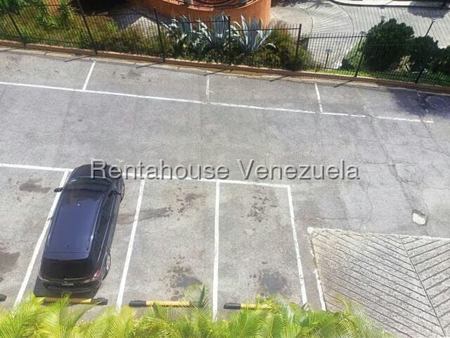 Apartamento (1 Nivel) en Alquiler en Lomas de La Alameda, Distrito Metropolitano - 41