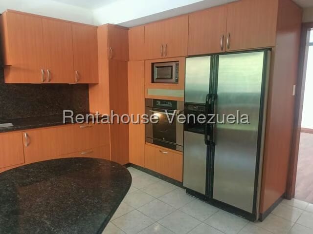 Apartamento (1 Nivel) en Alquiler en Lomas de La Alameda, Distrito Metropolitano - 8