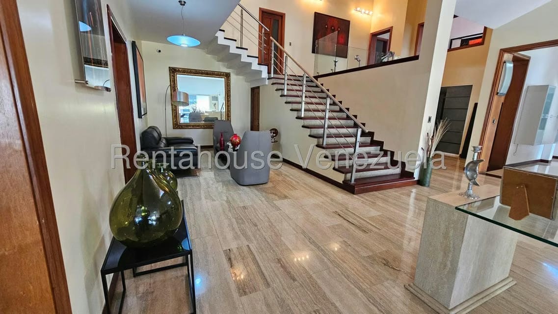 Casa (Multipes Niveles) en Venta en Lomas de La Trinidad, Distrito Metropolitano - 16