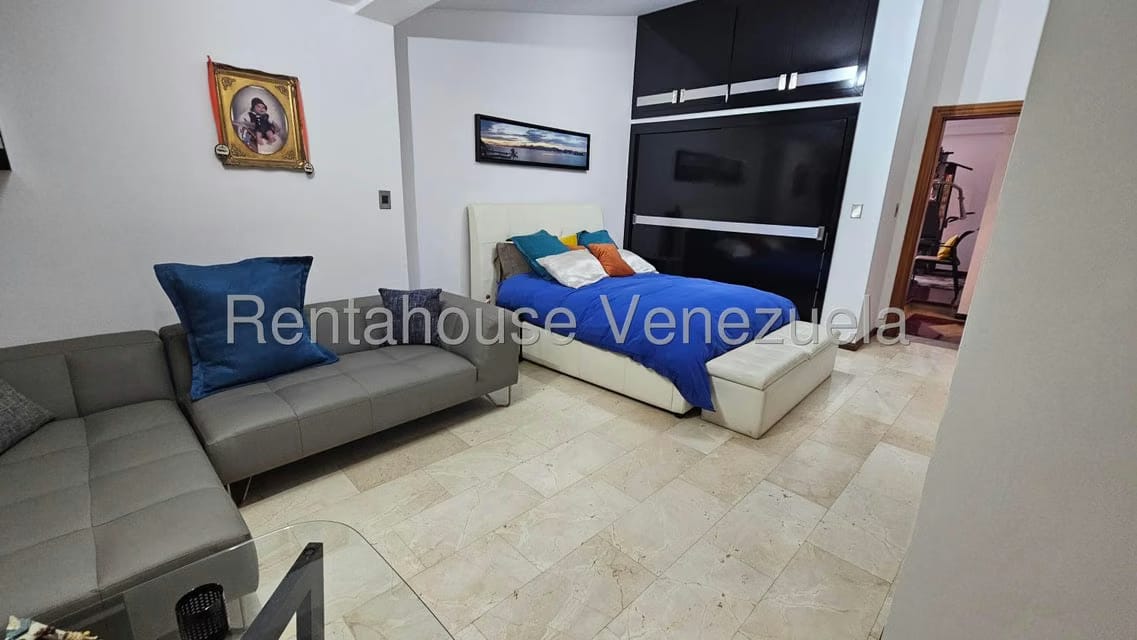 Casa (Multipes Niveles) en Venta en Lomas de La Trinidad, Distrito Metropolitano - 39