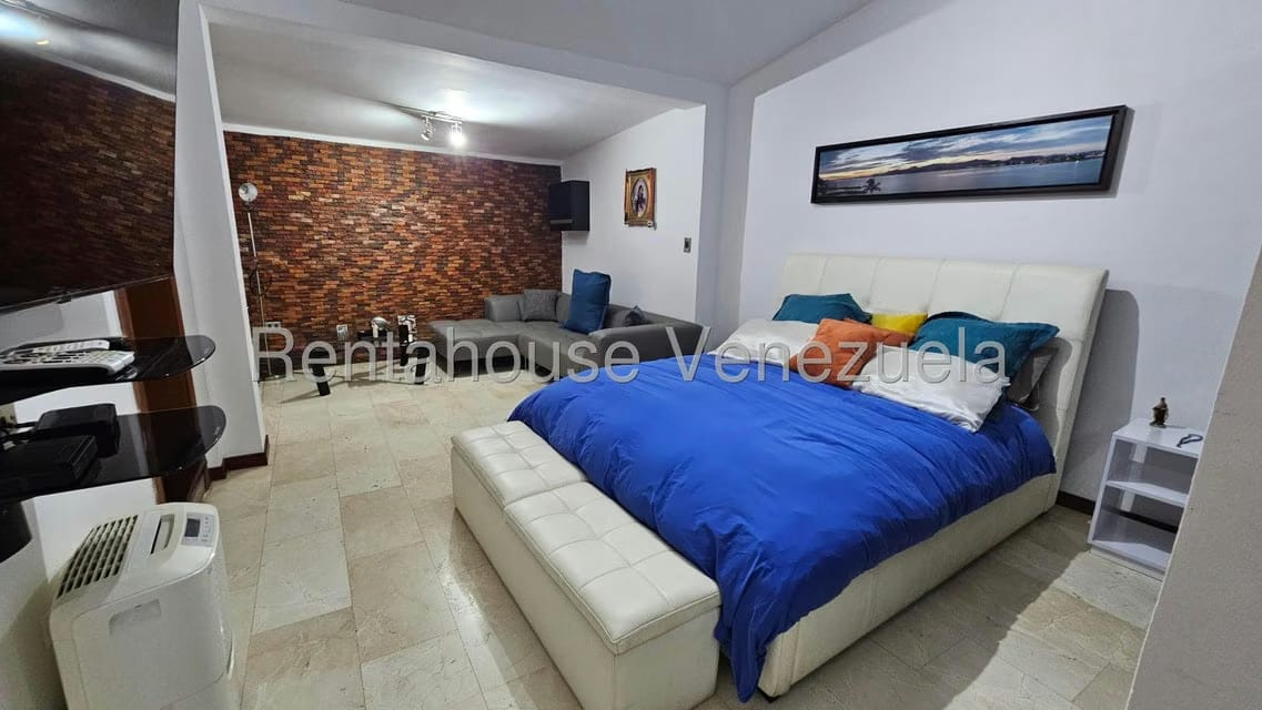 Casa (Multipes Niveles) en Venta en Lomas de La Trinidad, Distrito Metropolitano - 40