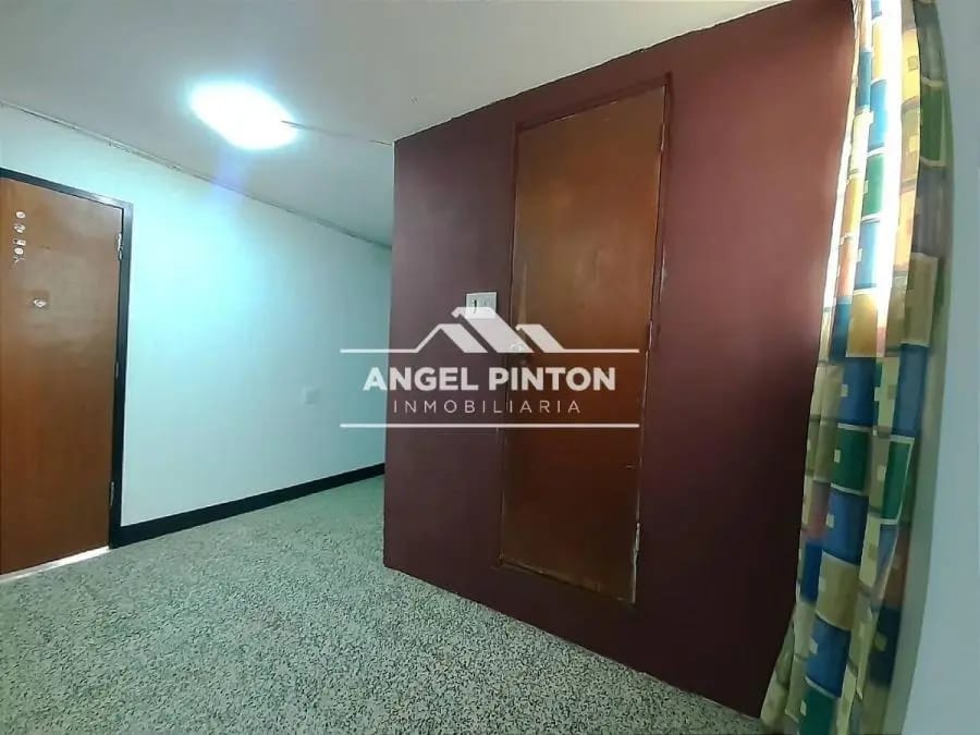 Apartamento en Alquiler en Maracaibo - 13