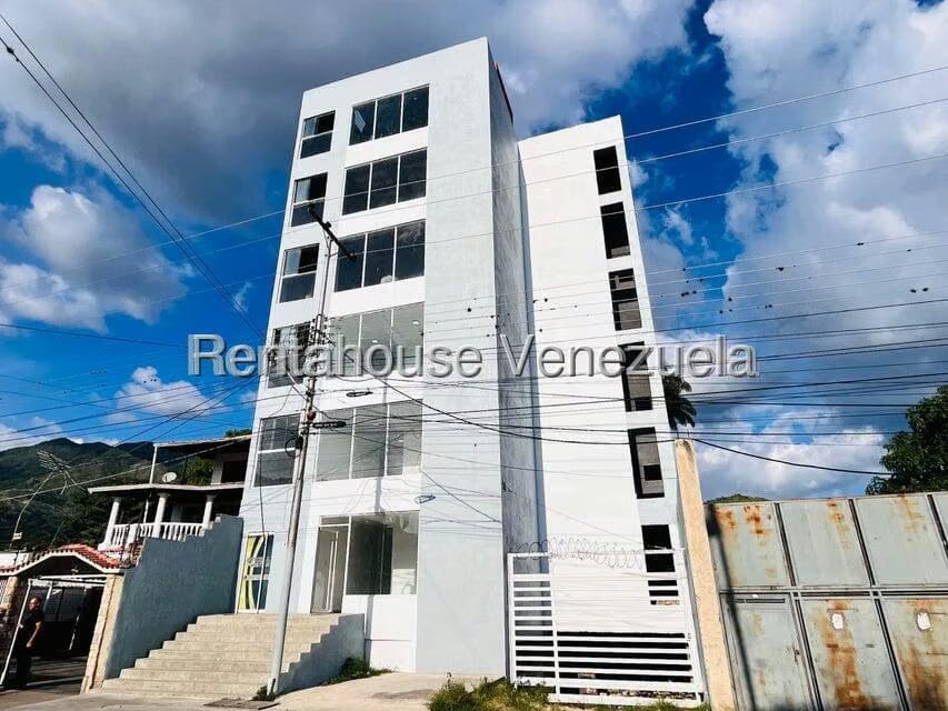 Comercial (Local Comercial) en Alquiler en El Limon, Aragua - 10