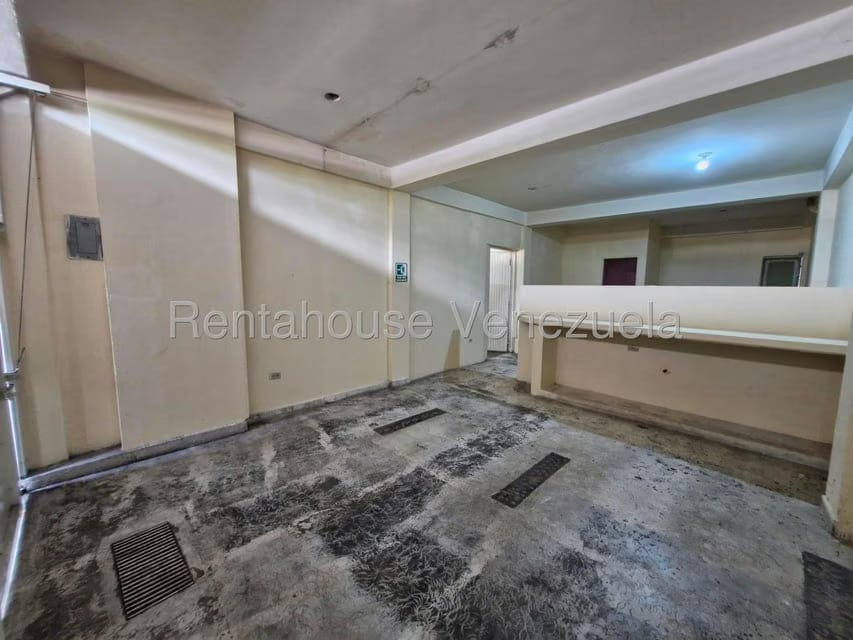 Comercial (Local Comercial) en Alquiler en Piñonal, Aragua - 2