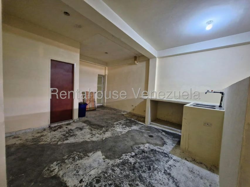 Comercial (Local Comercial) en Alquiler en Piñonal, Aragua - 6