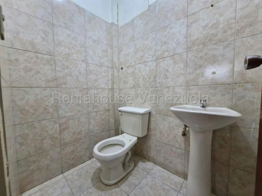 Comercial (Local Comercial) en Alquiler en Piñonal, Aragua - 9