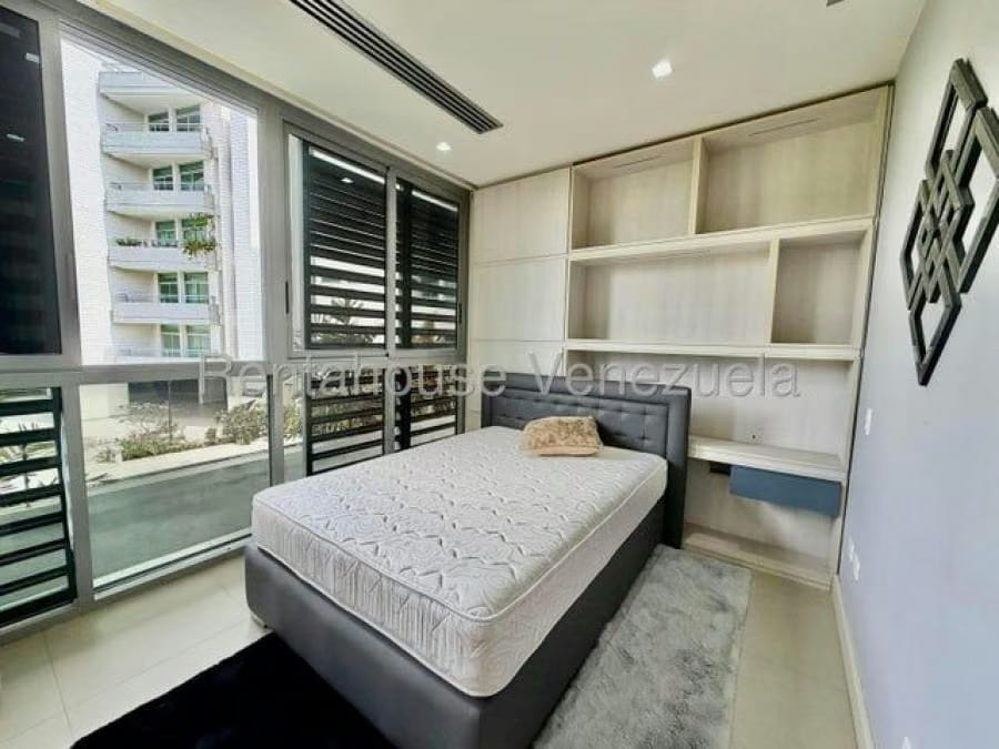 Apartamento en Venta en la castellana Caracas - 3