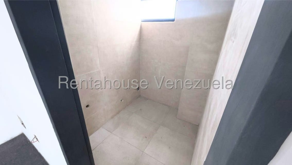 Casa (Multipes Niveles) en Venta en El Pedregal, Lara - 11