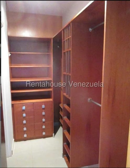 Apartamento (Duplex) en Alquiler en Lomas de La Alameda, Distrito Metropolitano - 7