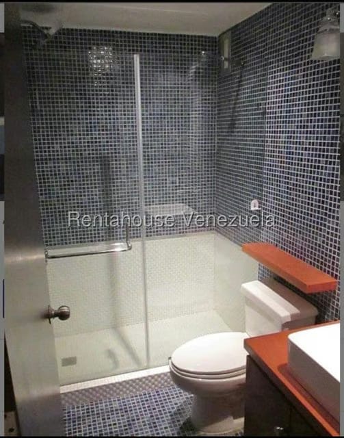 Apartamento (Duplex) en Alquiler en Lomas de La Alameda, Distrito Metropolitano - 9