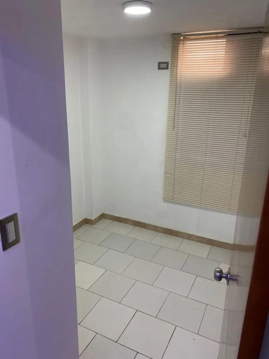 Apartamento en Venta en Paraparal Los Guayos - 8