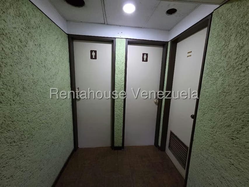 Comercial (Oficina) en Venta en El Paraiso, Distrito Metropolitano - 12