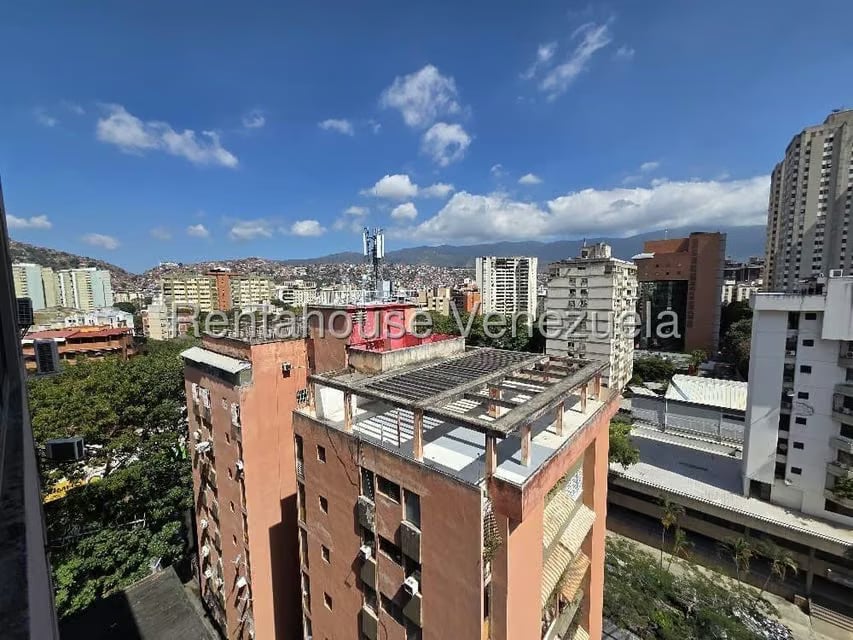Oficina en Venta en El Paraiso, Distrito Metropolitano - 13