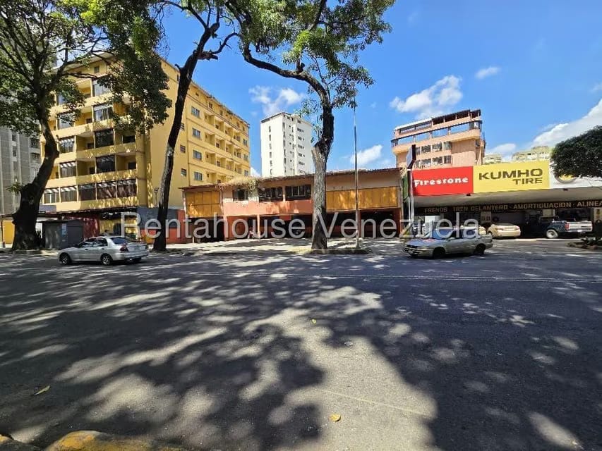 Comercial (Oficina) en Venta en El Paraiso, Distrito Metropolitano - 14