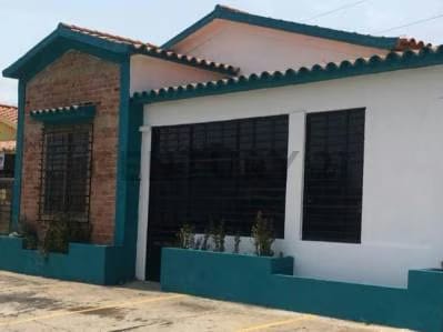 En Alquiler Oficina o consultorio - 2