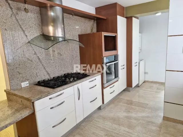 VENTA apartamento remodelado de 105mt2 Altamira - Chacao. - 3