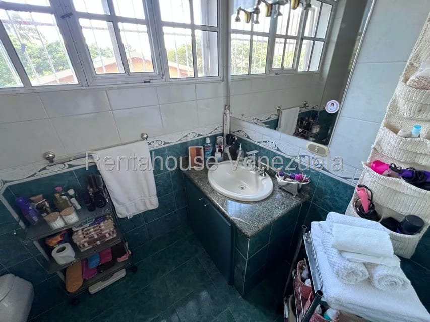 Casa (Duplex) en Venta en El Castaño, Aragua - 38