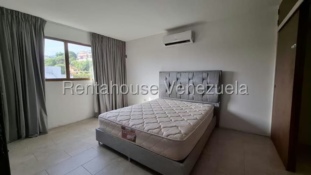 Apartamento (1 Nivel) en Alquiler en El Marques, Distrito Metropolitano - 13