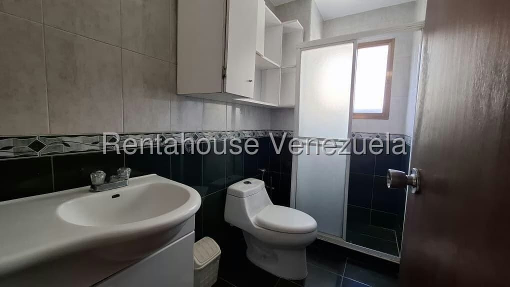 Apartamento (1 Nivel) en Alquiler en El Marques, Distrito Metropolitano - 15