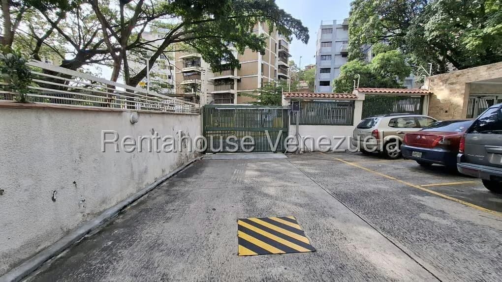 Apartamento (1 Nivel) en Alquiler en El Marques, Distrito Metropolitano - 18